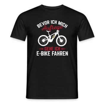 EBike Pedelec Wenn ich mich aufrege gehe ich E-Bik - Männer T-Shirt - Schwarz - Vorne - AI Model Male 178 light (178cm)