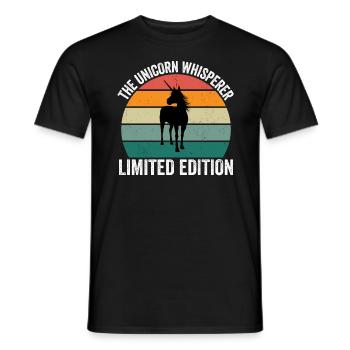 La licorne qui murmure à l’oreille - T-shirt homme - noir - Devant - AI Model Male 178 light (178cm)