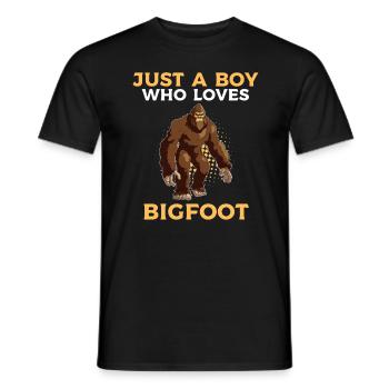 Just A Boy Who Loves Bigfoot - Bigfootdesign - Männer T-Shirt - Schwarz - Vorne - AI Model Male 178 light (178cm)