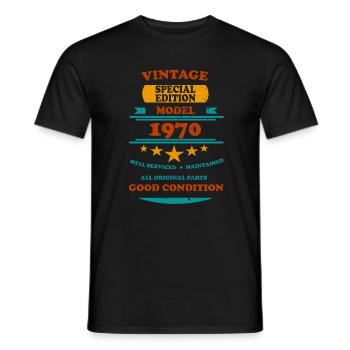 Vintage Retro 1970 - Männer T-Shirt - Schwarz - Vorne - AI Model Male 178 light (178cm)