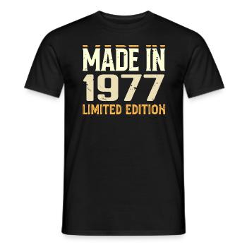 Tolles 1977 Geburtstagsgeschenk seit 1977 Retro - Männer T-Shirt - Schwarz - Vorne - AI Model Male 178 light (178cm)