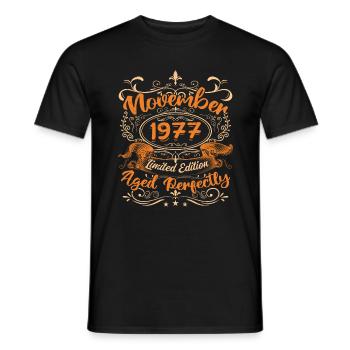 November 1977 Limitierte Auflage - Männer T-Shirt - Schwarz - Vorne - AI Model Male 178 light (178cm)