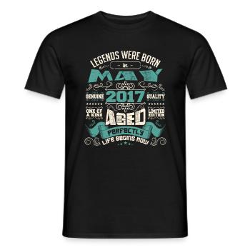 Legenden wurden im Mai 2027 geboren | Limitierte Auflage - Männer T-Shirt - Schwarz - Vorne - AI Model Male 178 light (178cm)