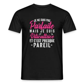 Je Ne Suis Pas Parfaite Mais Je Suis viticultrice - T-shirt homme - noir - Devant - AI Model Male 178 light (178cm)