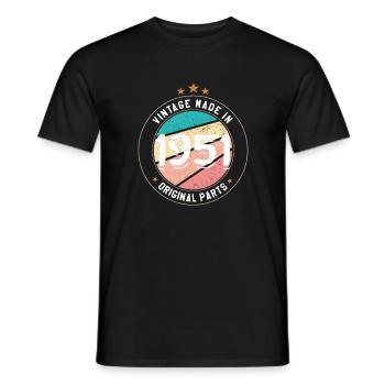Geburtstagsgeschenk 1951 Frau | Jahrgang 1951 - Männer T-Shirt - Schwarz - Vorne - AI Model Male 178 light (178cm)