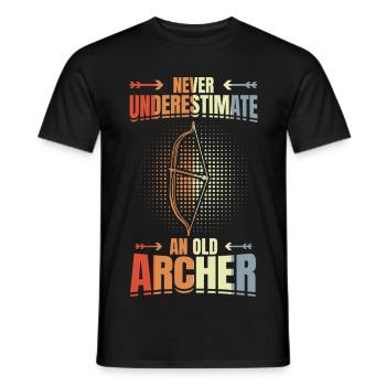 Unterschätze nie alte Bogenschützen - Männer T-Shirt - Schwarz - Vorne - AI Model Male 178 light (178cm)