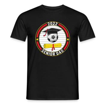 Klasse von 2022 Senior Soccer Dad Graduation - Männer T-Shirt - Schwarz - Vorne - AI Model Male 178 light (178cm)