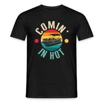 Chemise père, Comin In Hot Tee, Protecteur - T-shirt homme - noir - Devant - AI Model Male 178 light (178cm)