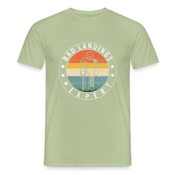 Bad Landing Expert, gebrochenes Bein, Verletzung, - Männer T-Shirt - Sage - Vorne - AI Model Male 178 light (178cm)