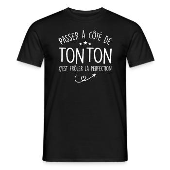 Tonton Humour, Cadeau Humour Humoristique Tonton - T-shirt homme - noir - Devant - AI Model Male 178 light (178cm)