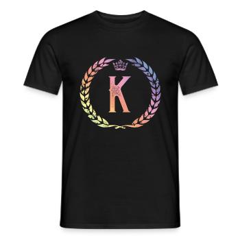 K Buchstabe Kranz - Männer T-Shirt - Schwarz - Vorne - AI Model Male 178 light (178cm)