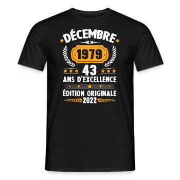Cadeau D'anniversaire Rétro 43 Ans Décembre 1979 - T-shirt homme - noir - Devant - AI Model Male 178 light (178cm)