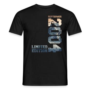 20e anniversaire Original Septembre 2004 Volume 04 - T-shirt homme - noir - Devant - AI Model Male 178 light (178cm)