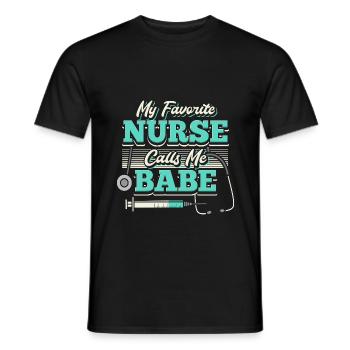Mon infirmière préférée m’appelle bébé - T-shirt homme - noir - Devant - AI Model Male 178 light (178cm)