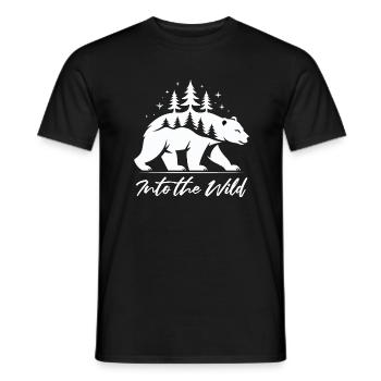 Into the Wild Bär Natur Wanderung Wandern Wanderer - Männer T-Shirt - Schwarz - Vorne - AI Model Male 178 light (178cm)