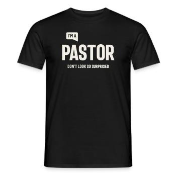 Pastor's Surprise - Christliches Zitat - Männer T-Shirt - Schwarz - Vorne - AI Model Male 178 light (178cm)
