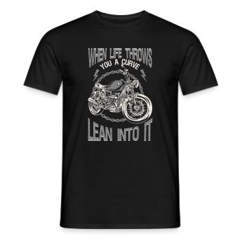 Life Throws Curve Lean Into It Motorräder Biker - Männer T-Shirt - Schwarz - Vorne - AI Model Male 178 light (178cm)