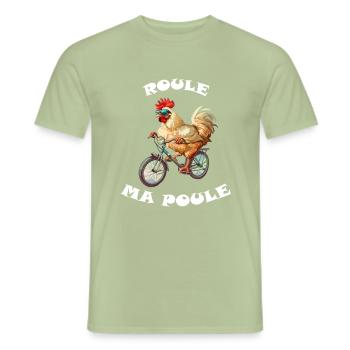 Roule ma poule, poule sur un velo, humour cycliste - T-shirt homme - vert sauge - Devant - AI Model Male 178 light (178cm)