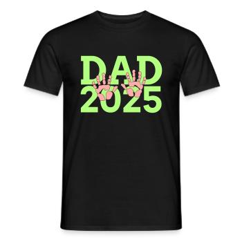 Dad 25 Vater Baby Papa 2025 Vatertag - Männer T-Shirt - Schwarz - Vorne - AI Model Male 178 light (178cm)