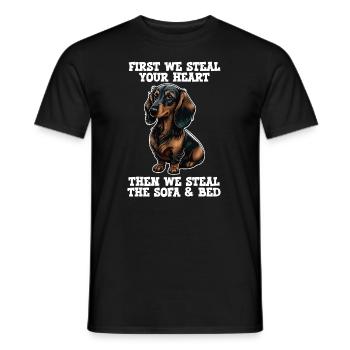 Dackelhund Zuerst stehlen wir dein Herz - Männer T-Shirt - Schwarz - Vorne - AI Model Male 178 light (178cm)