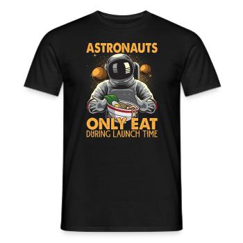 Astronauts Only Eat During Launch Time - Jokes - Männer T-Shirt - Schwarz - Vorne - AI Model Male 178 light (178cm)