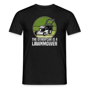 Une autre voiture est une tondeuse à gazon Jardinage de pelouse - T-shirt homme - noir - Devant - AI Model Male 178 light (178cm)