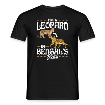 Leopard in Bengal's Body Amerikanische Katzenrasse - Männer T-Shirt - Schwarz - Vorne - AI Model Male 178 light (178cm)