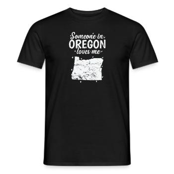 Oregon Someone in Oregon loves Me USA - Männer T-Shirt - Schwarz - Vorne - AI Model Male 178 light (178cm)