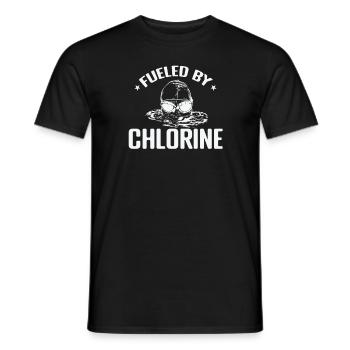 Fueled by Chlorine Schwimmen Sport Training - Männer T-Shirt - Schwarz - Vorne - AI Model Male 178 light (178cm)