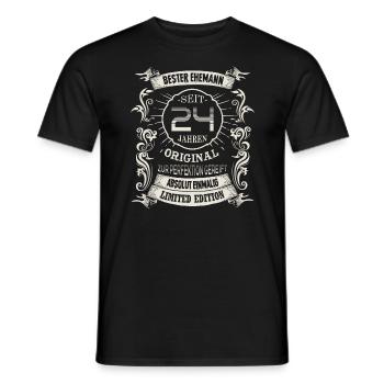 24 Hochzeitstag Seit 24 Jahren Satinhochzeit Ehe - Männer T-Shirt - Schwarz - Vorne - AI Model Male 178 light (178cm)