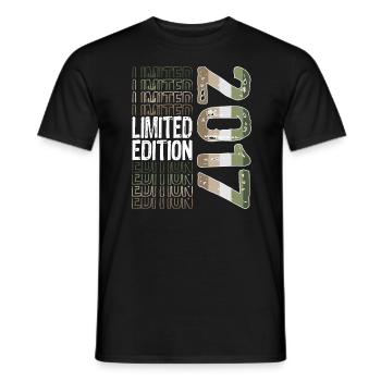 Limited Edition seit 2017 Geburtstag Vintage 2017 - Männer T-Shirt - Schwarz - Vorne - AI Model Male 178 light (178cm)