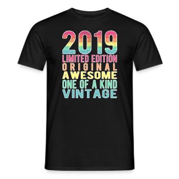 Edition limitée depuis 2019 Anniversaire Millésime 2019 - T-shirt homme - noir - Devant - AI Model Male 178 light (178cm)