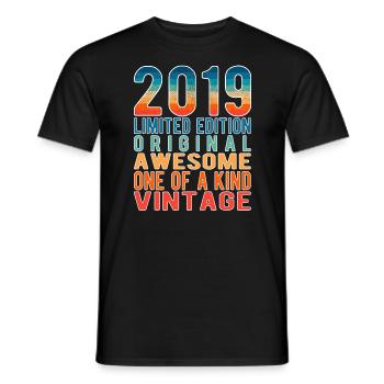 Edition limitée depuis 2019 Anniversaire Millésime 2019 - T-shirt homme - noir - Devant - AI Model Male 178 light (178cm)