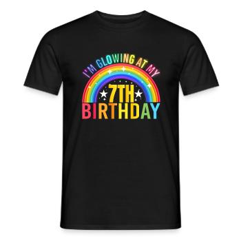 Ich Strahle Auf Meiner 7. Geburtstagsfeier, 7 - Männer T-Shirt - Schwarz - Vorne - AI Model Male 178 light (178cm)