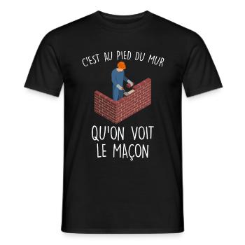 C'est au pied du mur qu'on voit le maçon - T-shirt homme - noir - Devant - AI Model Male 178 light (178cm)