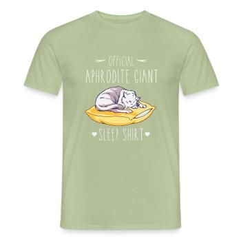 Schlafshirt: Schlafende Aphrodite Giant Katze - Männer T-Shirt - Sage - Vorne - AI Model Male 178 light (178cm)