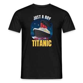 Nur ein Junge, der Titanic Funny Boys Titanic lieb - Männer T-Shirt - Schwarz - Vorne - AI Model Male 178 light (178cm)
