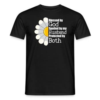 Von Gott gesegnet, von meinem Mann verwöhnt und be - Männer T-Shirt - Schwarz - Vorne - AI Model Male 178 light (178cm)