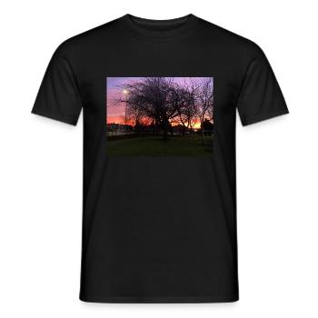IMG 0985 - Men's T-Shirt - black - Front - AI Model Male 178 light (178cm)