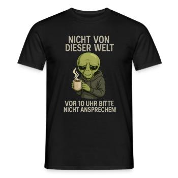 Müdes Alien mit Kaffee – Nicht von dieser Welt - Männer T-Shirt - Schwarz - Vorne - AI Model Male 178 light (178cm)