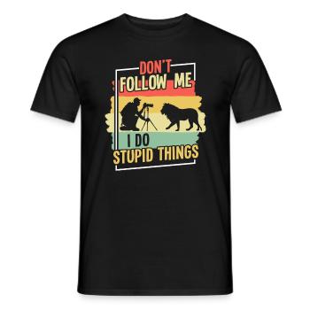 Photography Camera Lens Retro - Männer T-Shirt - Schwarz - Vorne - AI Model Male 178 light (178cm)