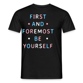 Ermutigender Spruch in den Farben der Transgender - Männer T-Shirt - Schwarz - Vorne - AI Model Male 178 light (178cm)