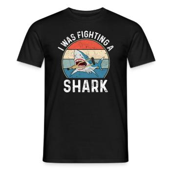 Gebrochenes Bein Spruch - Fraktur Gipsbein - Männer T-Shirt - Schwarz - Vorne - AI Model Male 178 light (178cm)