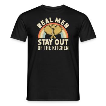 Echte Männer bleiben aus der Küche Pickleball - Männer T-Shirt - Schwarz - Vorne - AI Model Male 178 light (178cm)