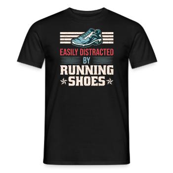 Abgelenkt durch Laufschuhe - Läufer Laufen Runner - Männer T-Shirt - Schwarz - Vorne - AI Model Male 178 light (178cm)