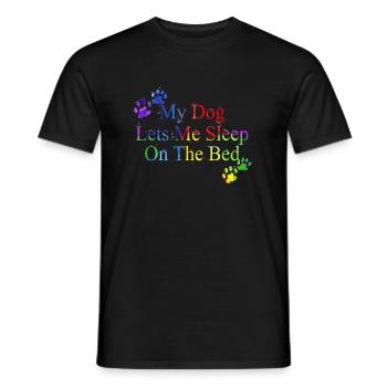 Mon chien me laisse dormir sur le lit | Cadeaux Amoureux des Chiens - T-shirt homme - noir - Devant - AI Model Male 178 light (178cm)