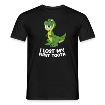 Ich habe meinen ersten Zahn verloren. Kinderdinosaurier haben auch zuerst verloren - Männer T-Shirt - Schwarz - Vorne - AI Model Male 178 light (178cm)