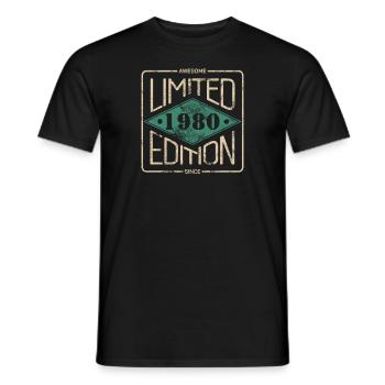 Awesome Since 1980 Retro Vintage Design - Männer T-Shirt - Schwarz - Vorne - AI Model Male 178 light (178cm)