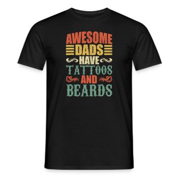 Tolle Väter Haben Tätowierungen Und Bärte, Für Väter - Männer T-Shirt - Schwarz - Vorne - AI Model Male 178 light (178cm)