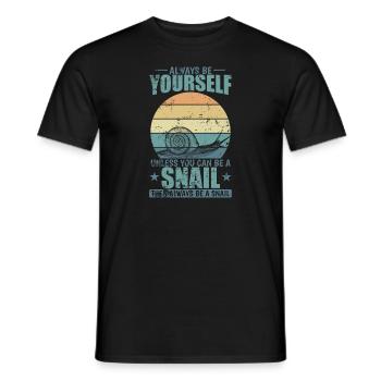 Be a Snail if you can Schneckenhaus Tier - Männer T-Shirt - Schwarz - Vorne - AI Model Male 178 light (178cm)